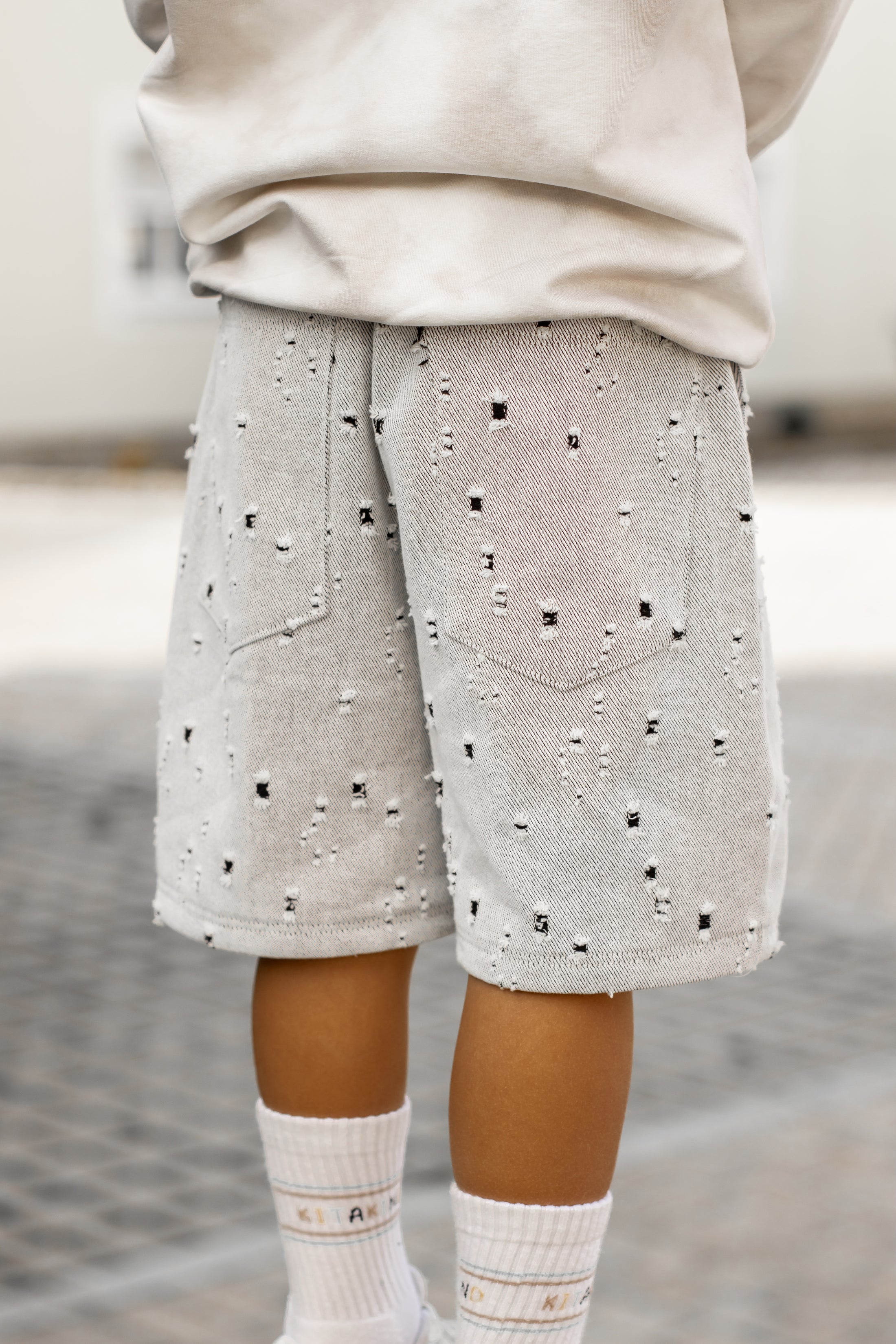Shorts LOWKEY Gr. 80 - 164 inkl. Beamer Datei